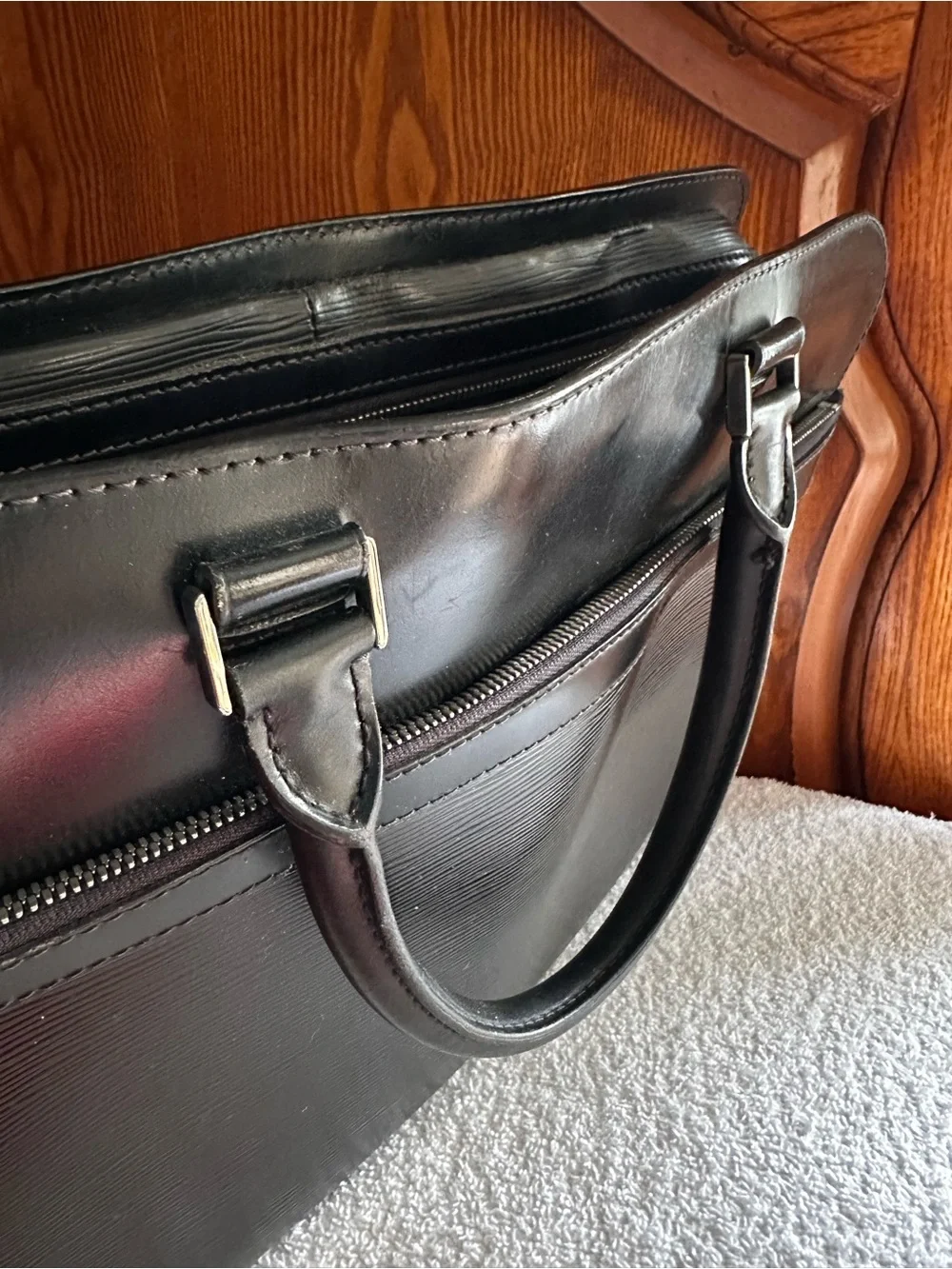 ✨ Louis Vuitton Epi Bassano GM Briefcase – Black ✨
